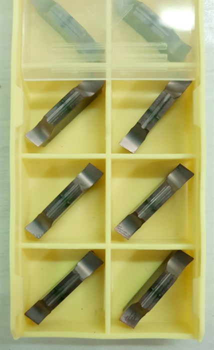 Пластина отрезная MGGN400R-8 1824 - фото 4603