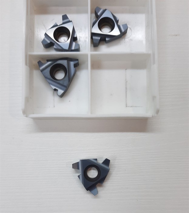 Пластина резьбовая 22IR6 TR LDA трапецеидальная внутренней резьбы 2246 - фото 5130