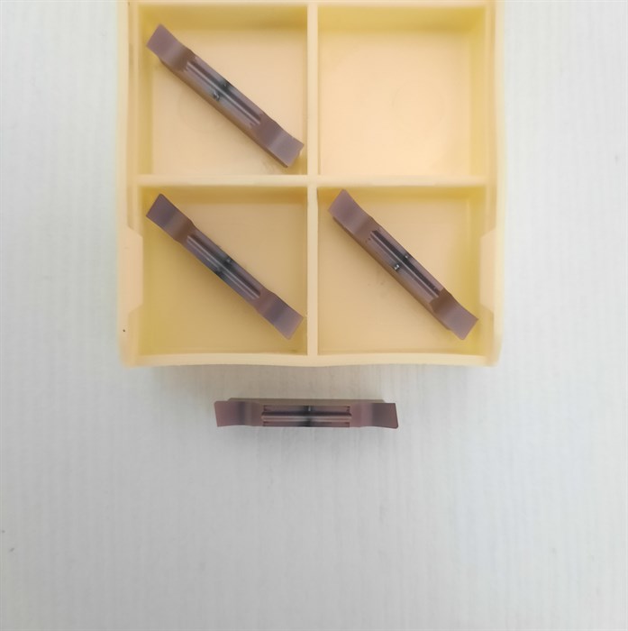 Пластина отрезная MGGN300R-15 1818 - фото 5457