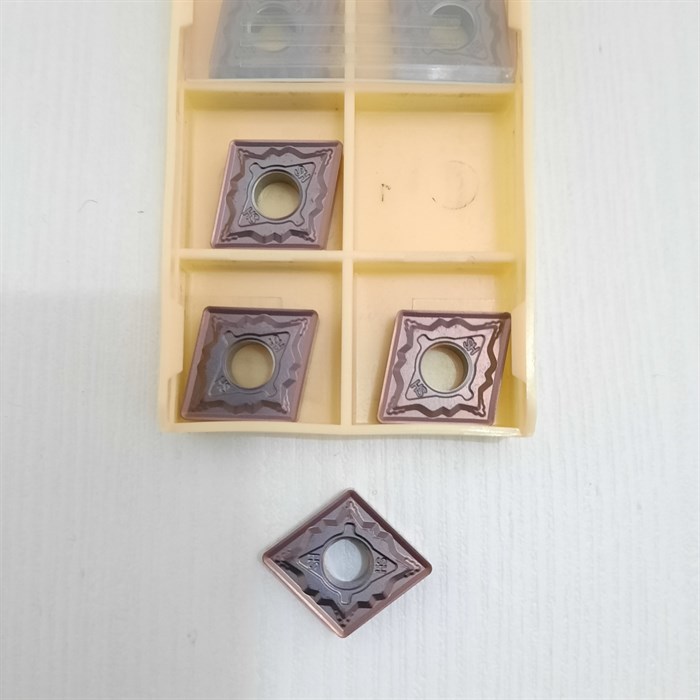 Пластина CNMG120408-HS, LF6*18 2388 - фото 5485