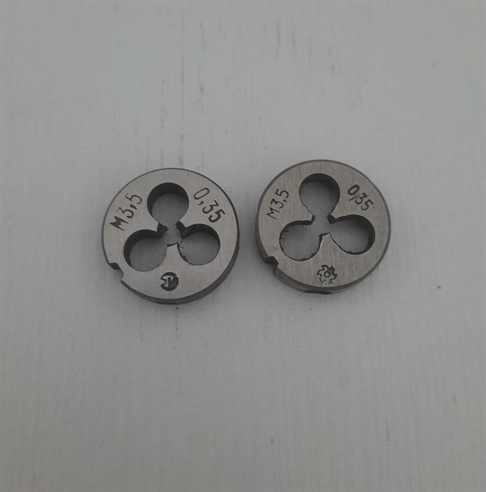 М3.5х0.35, плашка 2405 - фото 5522