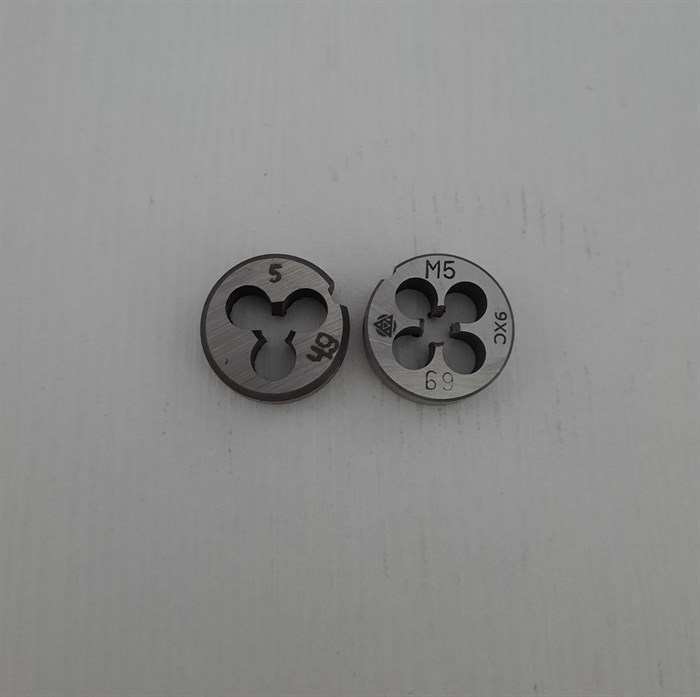 Плашка М5 2408 - фото 5525