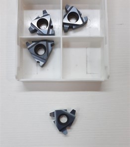 Пластина резьбовая 22IR4 TR LDA трапецеидальная внутренней резьбы 2244