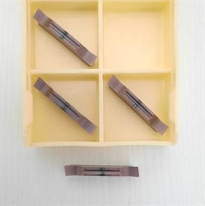 Пластина отрезная MGGN300R-8 1816