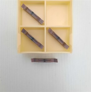 Пластина отрезная MGGN300R-15 1818