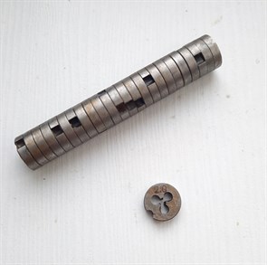 Плашка М2 2396